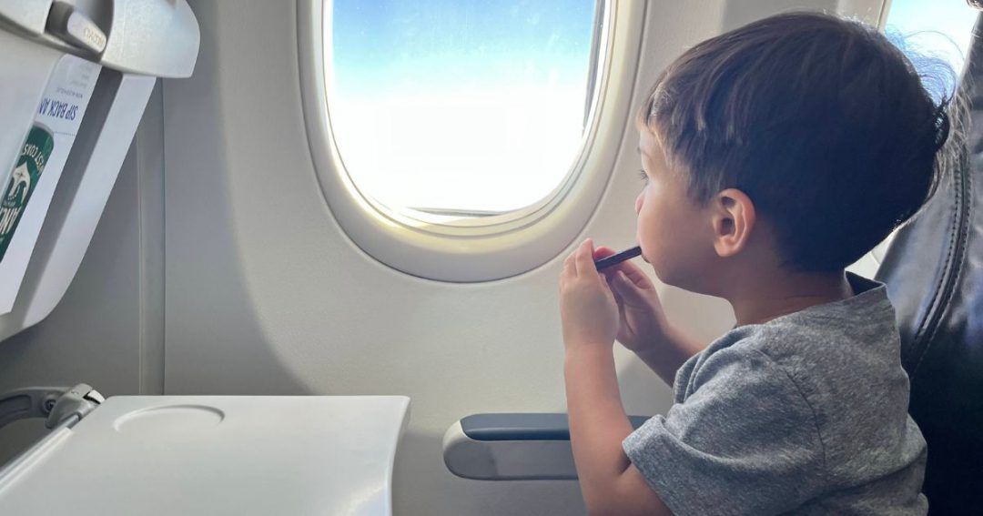 The Best Airplane Snacks for Toddlers - Go Places With Kids