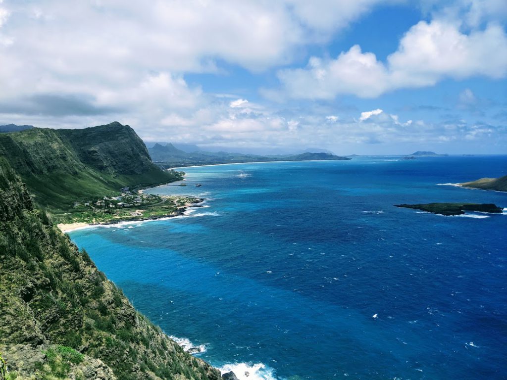 The view of the coast from the summit of the Makapu'u Point Lighthouse trail in Oahu