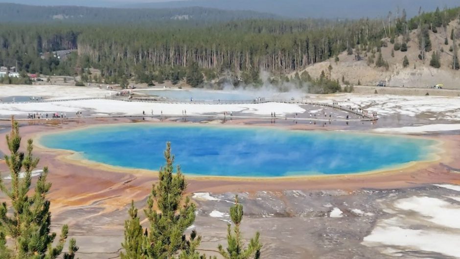 Grand Prismatic Spring- 3 day Yellowstone itinerary