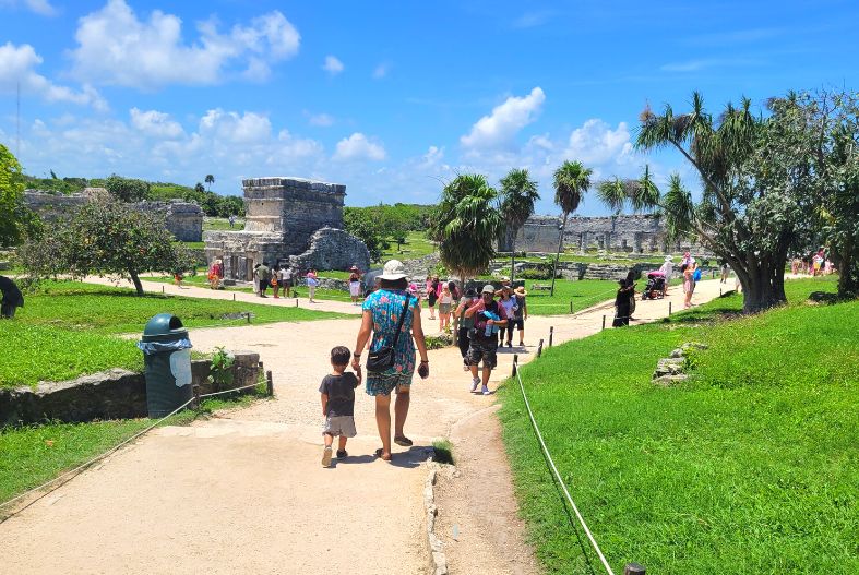 Tulum ruins