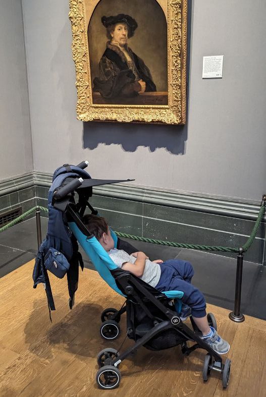 Child sleeping in a gb Pockit stroller