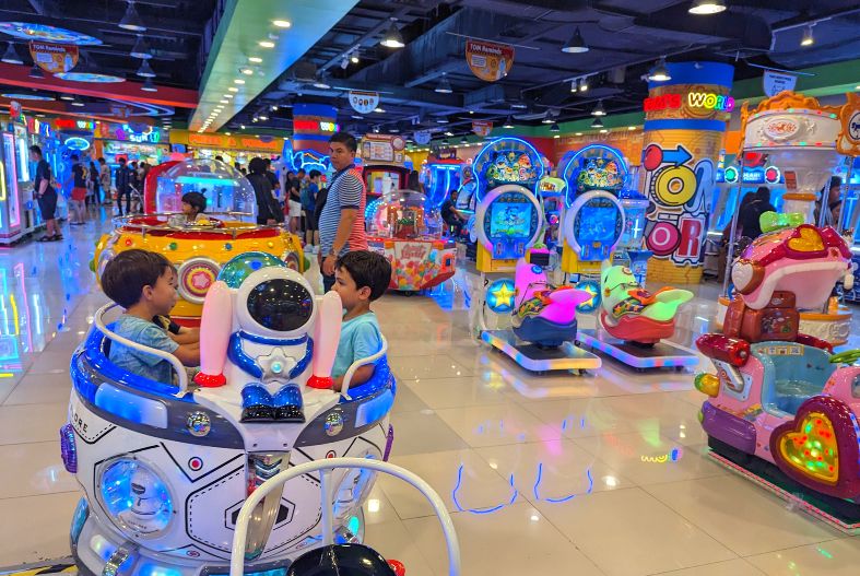 Arcade in Manila