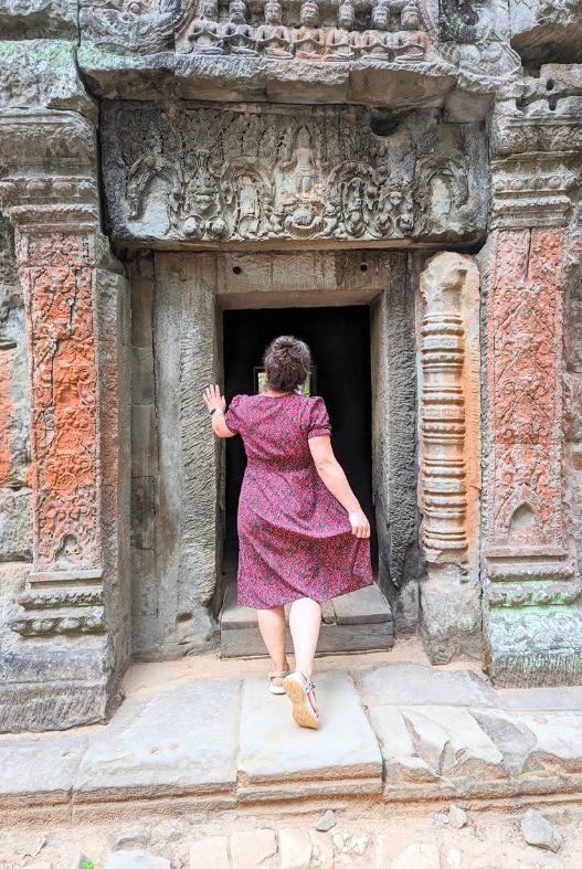 Woman at Ta Prohm temple Siem Reap