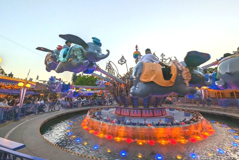 Disneyland Dumbo ride