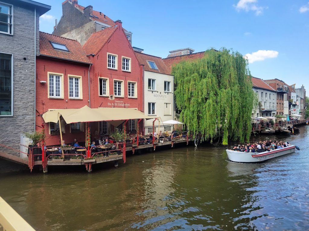 Boat tour in Ghent